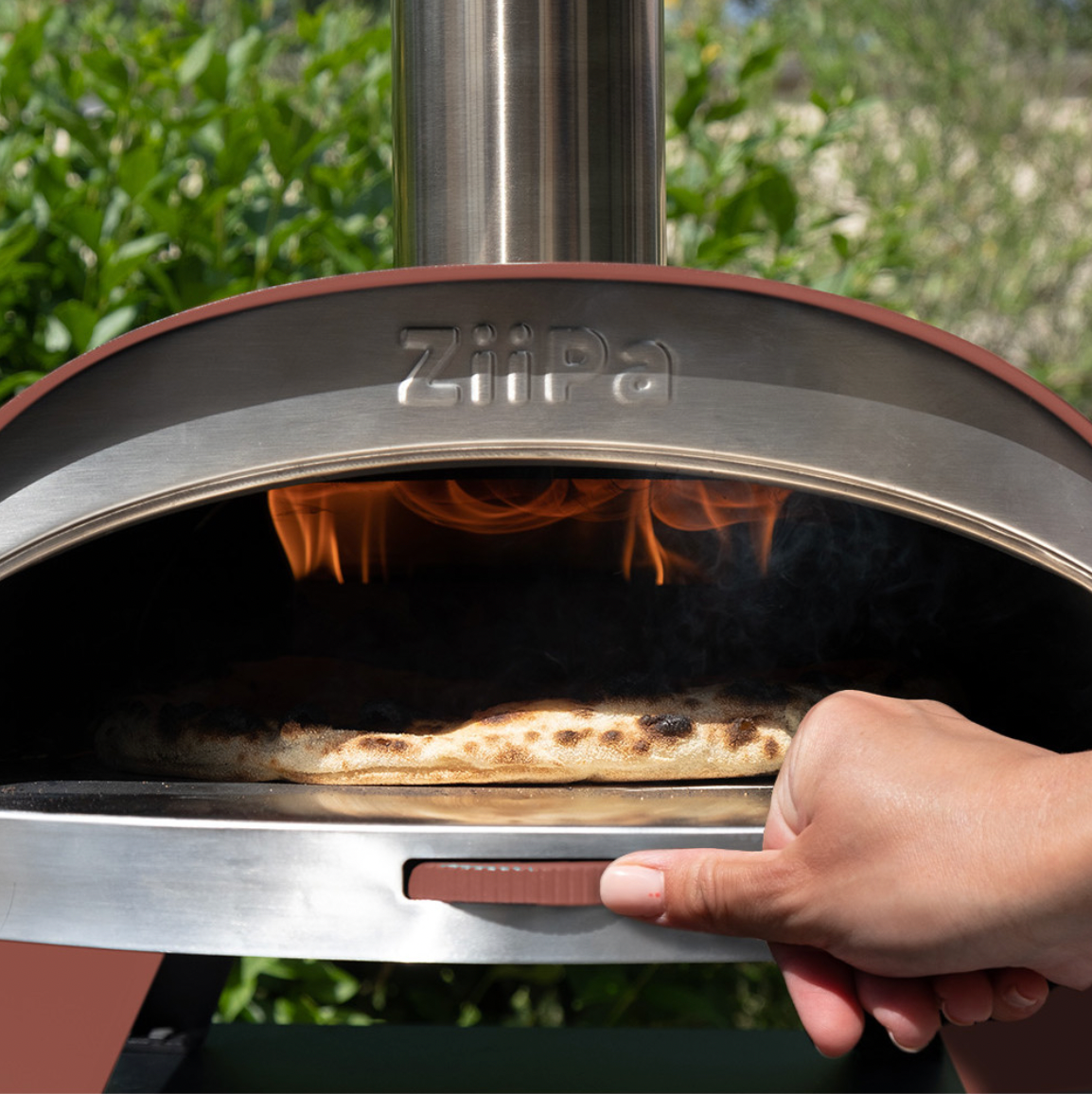 Sélection de fours à pizza extérieurs à gaz, charbon, pellets